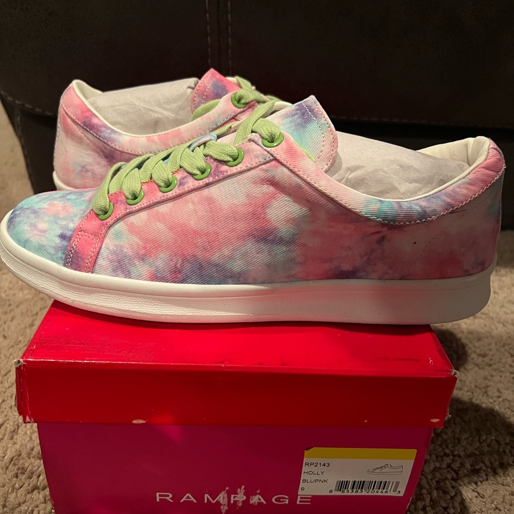 Rampage Women's Pink and Green Tie-Dye Sneakers